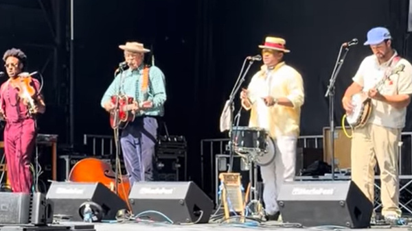 Dom Flemons and the Traveling Wildfires